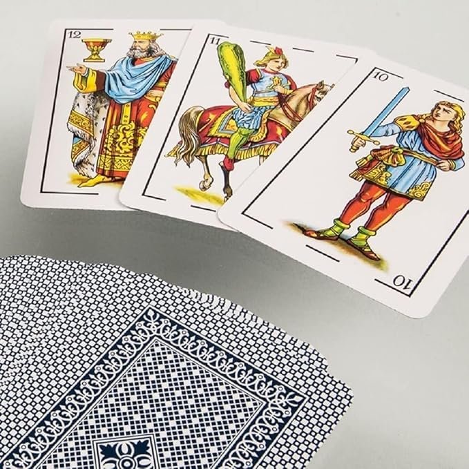 Heraclio Fournier F20984 No. 1 Spanish Plastic Marked Playing Cards For Infrared Sunglasses & UV Contact Lenses - Image 3