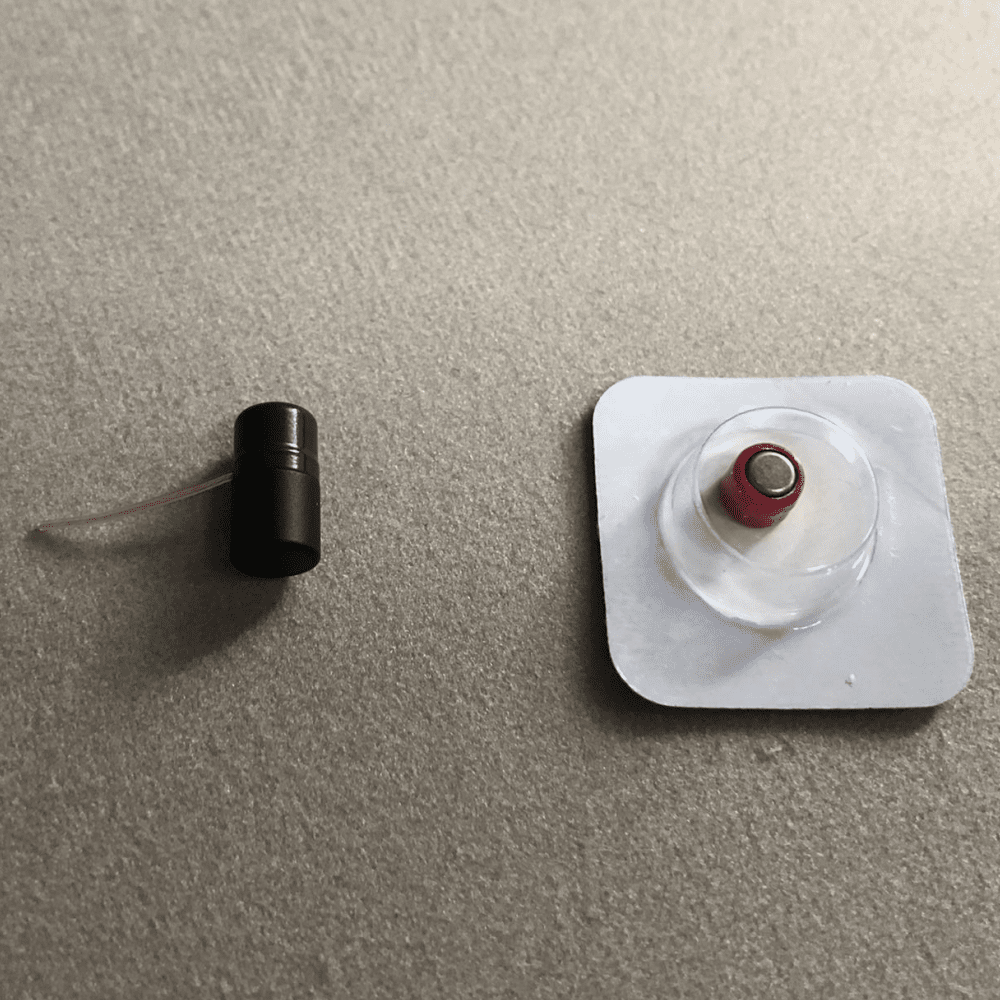 AKK Poker Analyzer Tiny Wireless Earphones V3 For Playing Cards Cheat - Image 2